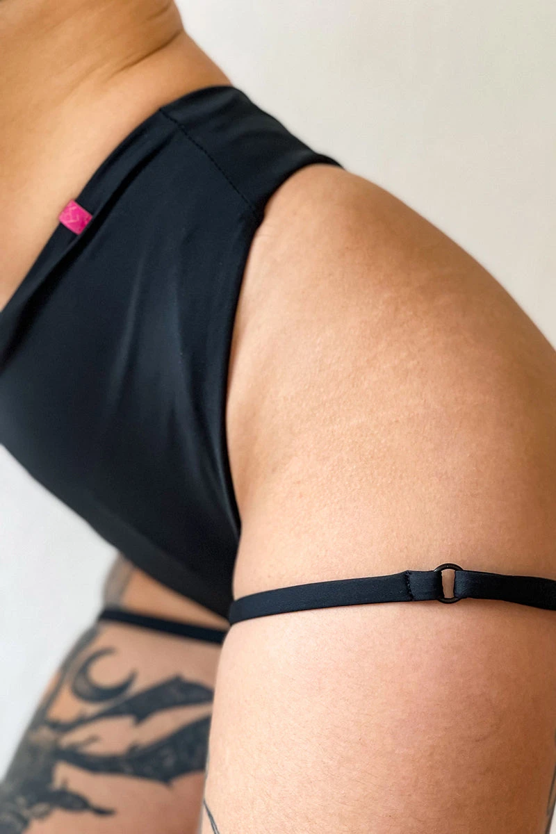 Pole Addict Bliss Adjustable Garter Shorts - Black - Image 4