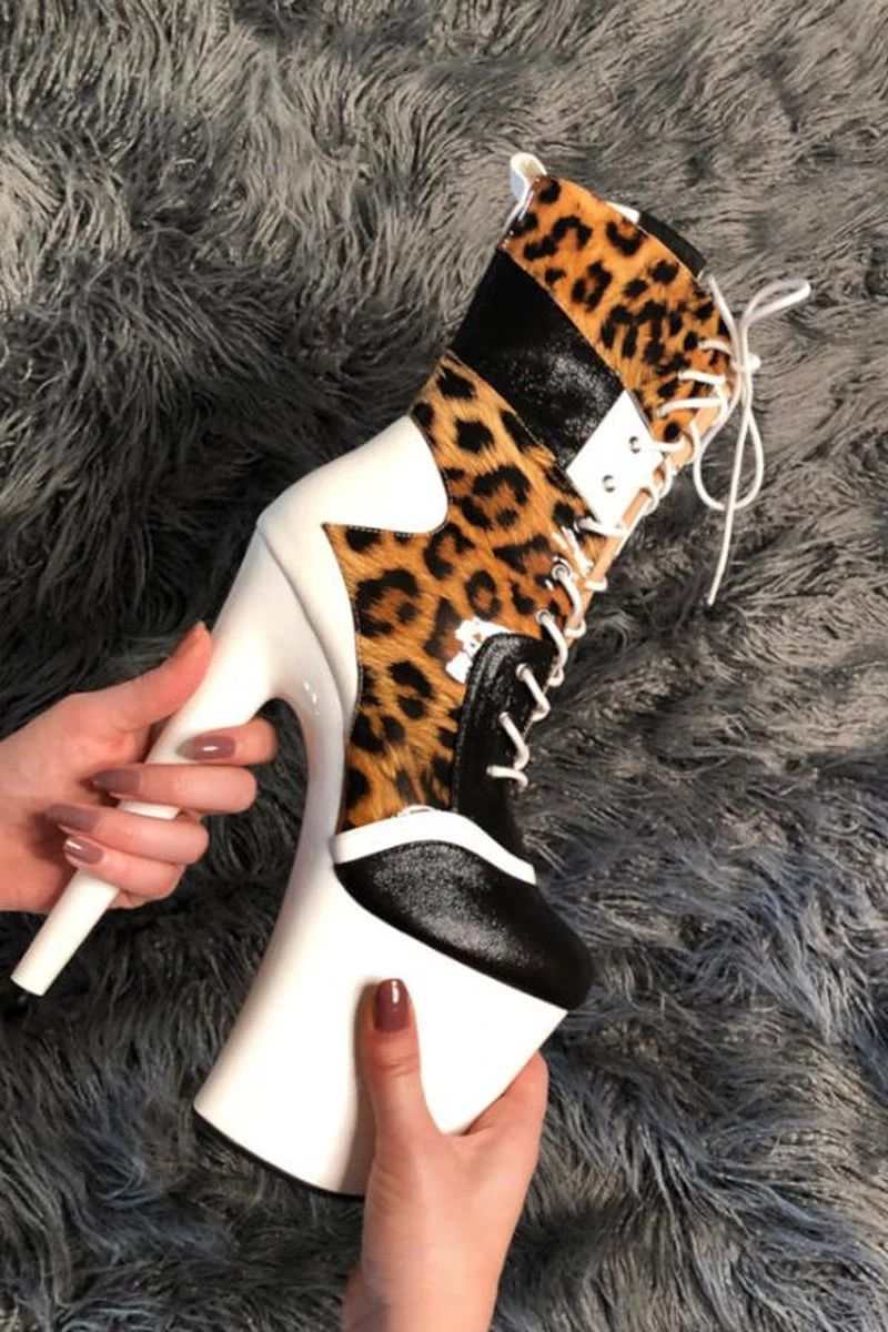 Hella Heels EmpireKicks 8inch Boots - White - Image 3