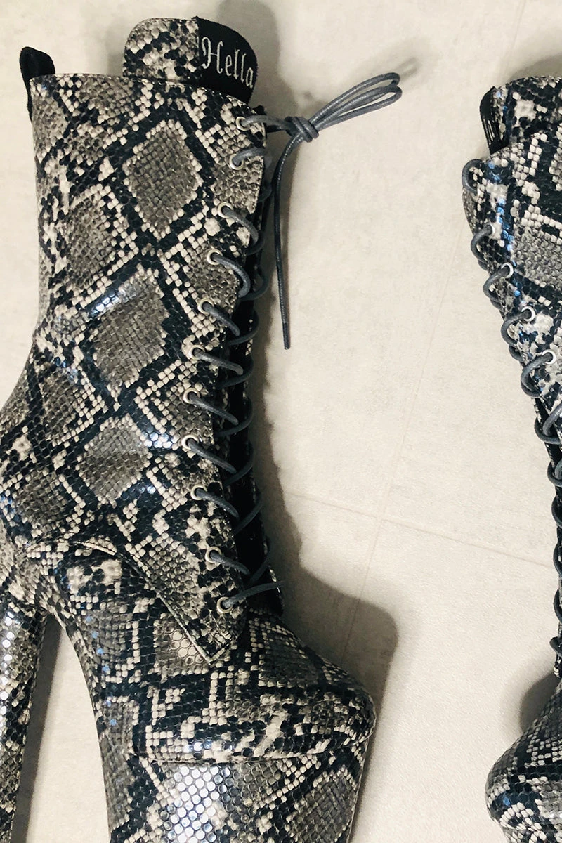 Hella Heels Maneater Boots - 7inch - Image 2