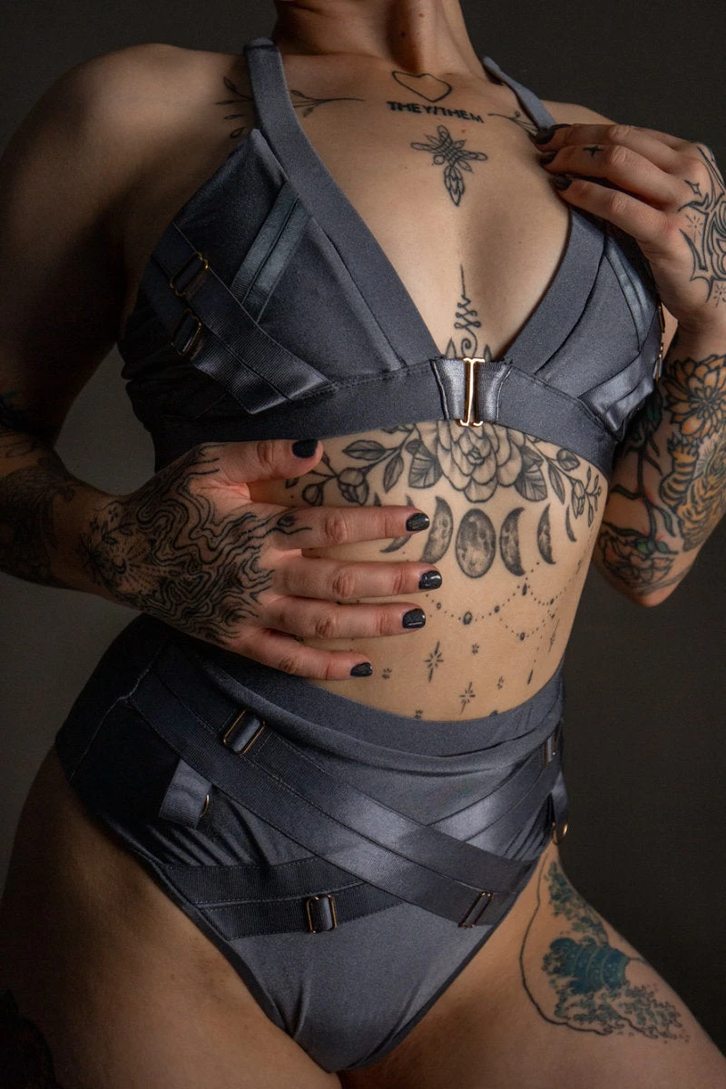 Tatiana Activewear Faye Top - Shiny Gunmetal - Image 6