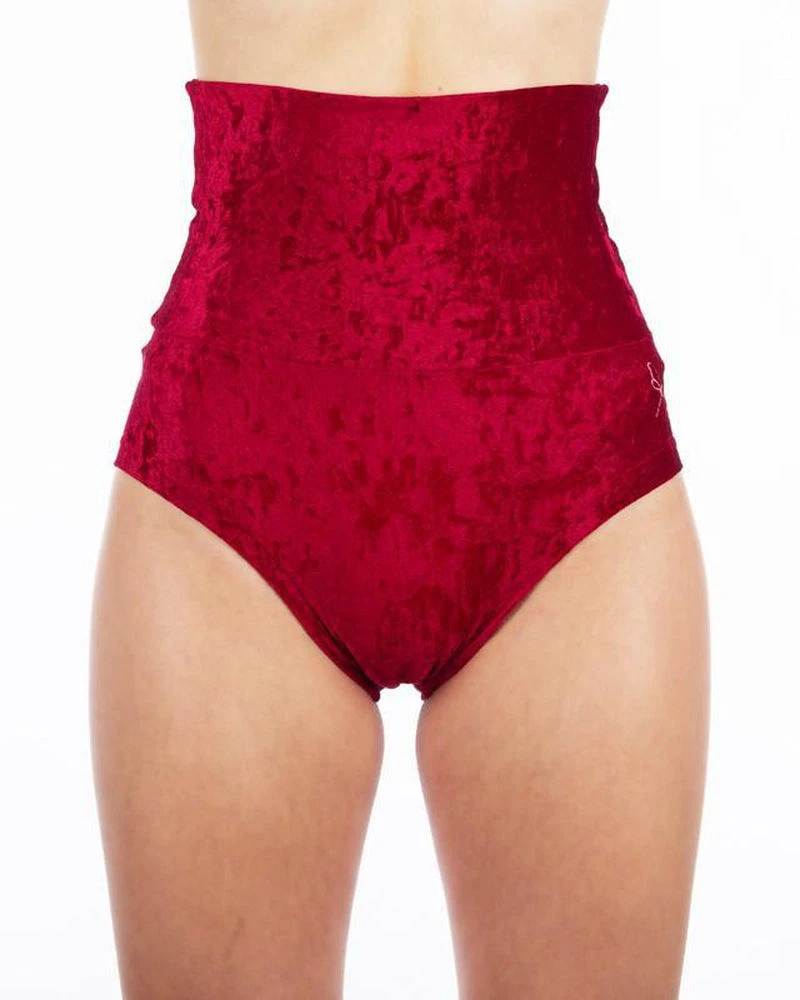 Dragonfly Betty High-Waisted Shorts - Velvet Red - Image 4